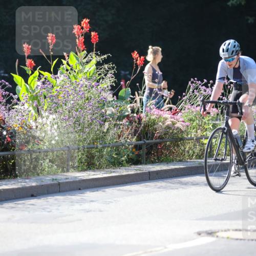 08.09.2024 - Stadtparktriathlon Zöllner http://msf.ph/oto/7021179 08.09.2024 10:21:13 Radfahren 209, 274, 293, 303, 1937 meine-sportfotos.de