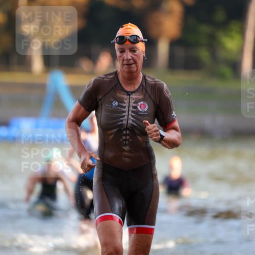 08.09.2024 - Stadtparktriathlon Michael Strokosch http://msf.ph/oto/7021188 08.09.2024 09:06:50 Schwimmen 138, 150, 151, 163 meine-sportfotos.de