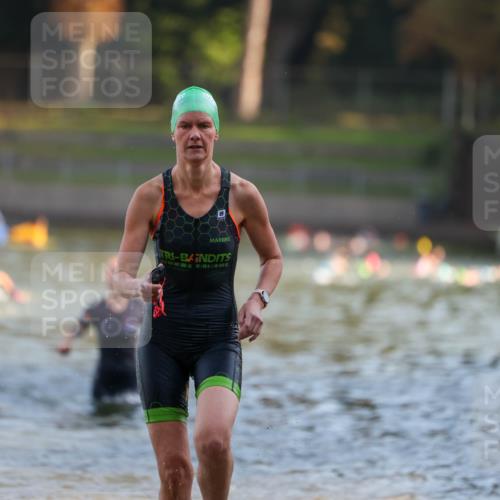 08.09.2024 - Stadtparktriathlon Michael Strokosch http://msf.ph/oto/7021320 08.09.2024 09:06:58 Schwimmen 140, 150, 151, 163 meine-sportfotos.de