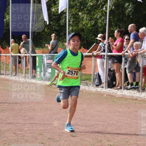 08.09.2024 - Airport Race Strokosch-Dieckow http://msf.ph/oto/7021325 08.09.2024 12:01:55 Ziel 2570, 2648, 2684 meine-sportfotos.de