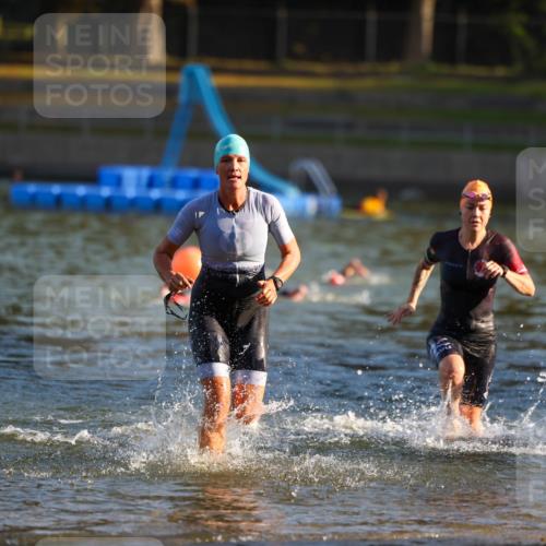 08.09.2024 - Stadtparktriathlon Michael Strokosch http://msf.ph/oto/7021371 08.09.2024 09:07:01 Schwimmen 140, 151, 163 meine-sportfotos.de