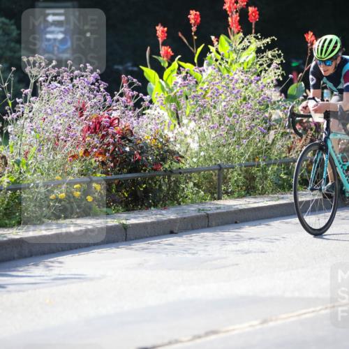 08.09.2024 - Stadtparktriathlon Zöllner http://msf.ph/oto/7021383 08.09.2024 10:22:06 Radfahren 188, 215, 254, 262, 266, 1936 meine-sportfotos.de
