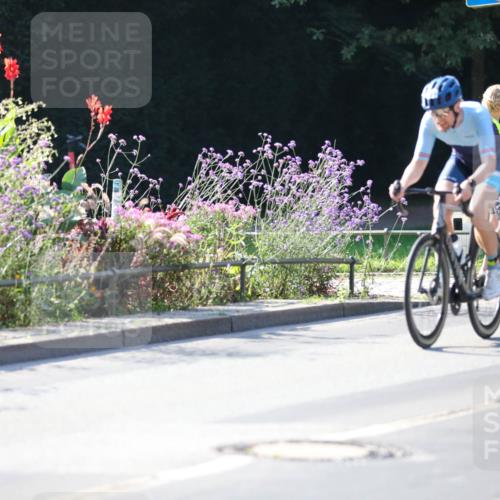 08.09.2024 - Stadtparktriathlon Zöllner http://msf.ph/oto/7021443 08.09.2024 10:22:23 Radfahren 201, 202, 210, 268, 324, 343 meine-sportfotos.de