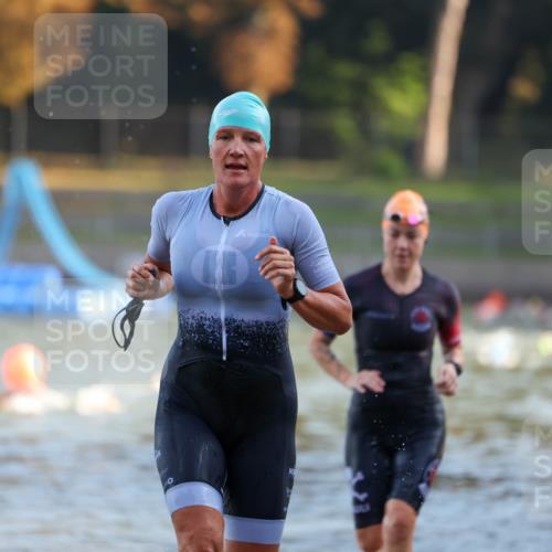 08.09.2024 - Stadtparktriathlon Michael Strokosch http://msf.ph/oto/7021459 08.09.2024 09:07:04 Schwimmen 140, 151 meine-sportfotos.de