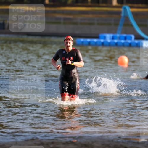 08.09.2024 - Stadtparktriathlon Michael Strokosch http://msf.ph/oto/7021538 08.09.2024 09:07:17 Schwimmen 144, 157, 173 meine-sportfotos.de