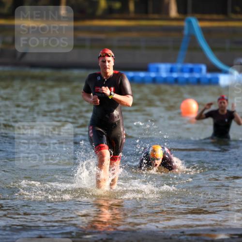08.09.2024 - Stadtparktriathlon Michael Strokosch http://msf.ph/oto/7021556 08.09.2024 09:07:19 Schwimmen 144, 157, 173 meine-sportfotos.de