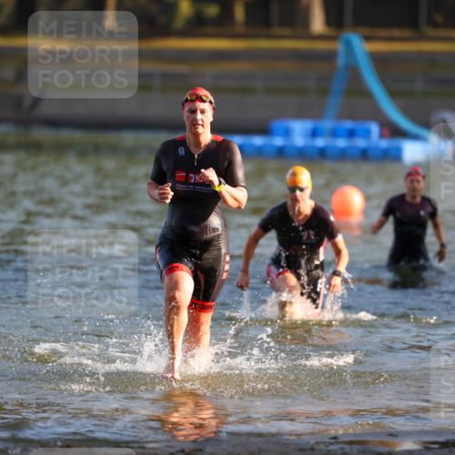 08.09.2024 - Stadtparktriathlon Michael Strokosch http://msf.ph/oto/7021578 08.09.2024 09:07:19 Schwimmen 144, 157, 173 meine-sportfotos.de