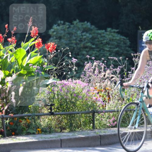 08.09.2024 - Stadtparktriathlon Zöllner http://msf.ph/oto/7021579 08.09.2024 10:22:41 Radfahren 265, 351 meine-sportfotos.de