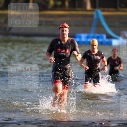 08.09.2024 - Stadtparktriathlon Michael Strokosch http://msf.ph/oto/7021598 08.09.2024 09:07:20 Schwimmen 144, 157, 173 meine-sportfotos.de