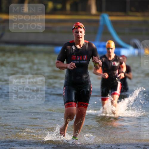 08.09.2024 - Stadtparktriathlon Michael Strokosch http://msf.ph/oto/7021614 08.09.2024 09:07:21 Schwimmen 144, 157, 173 meine-sportfotos.de