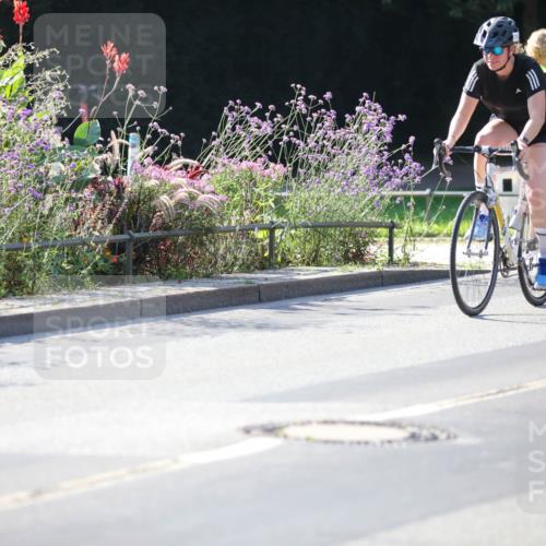 08.09.2024 - Stadtparktriathlon Zöllner http://msf.ph/oto/7021669 08.09.2024 10:23:04 Radfahren 228, 256, 263, 281, 315, 335, 345 meine-sportfotos.de
