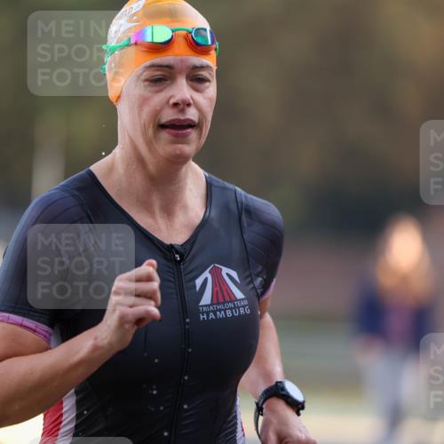 08.09.2024 - Stadtparktriathlon Michael Strokosch http://msf.ph/oto/7021718 08.09.2024 09:07:27 Schwimmen 144, 173 meine-sportfotos.de