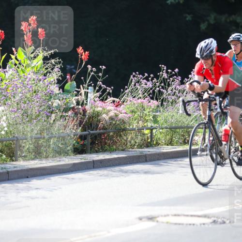 08.09.2024 - Stadtparktriathlon Zöllner http://msf.ph/oto/7021731 08.09.2024 10:23:19 Radfahren 231, 259, 276 meine-sportfotos.de