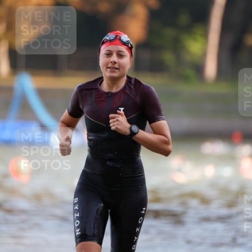 08.09.2024 - Stadtparktriathlon Michael Strokosch http://msf.ph/oto/7021781 08.09.2024 09:07:30 Schwimmen 144 meine-sportfotos.de