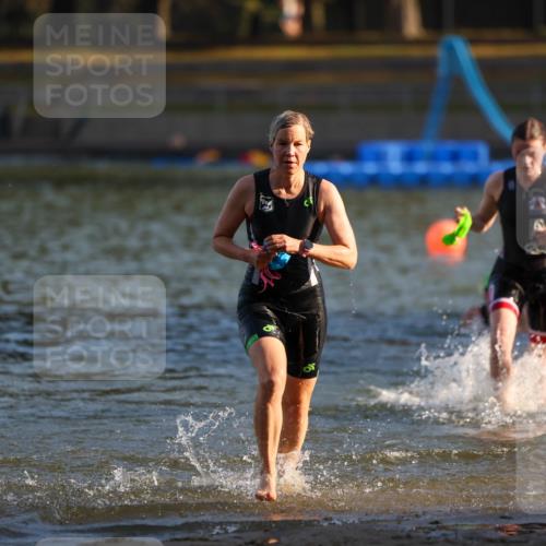 08.09.2024 - Stadtparktriathlon Michael Strokosch http://msf.ph/oto/7021857 08.09.2024 09:07:56 Schwimmen 52, 132, 134, 152, 156, 171 meine-sportfotos.de