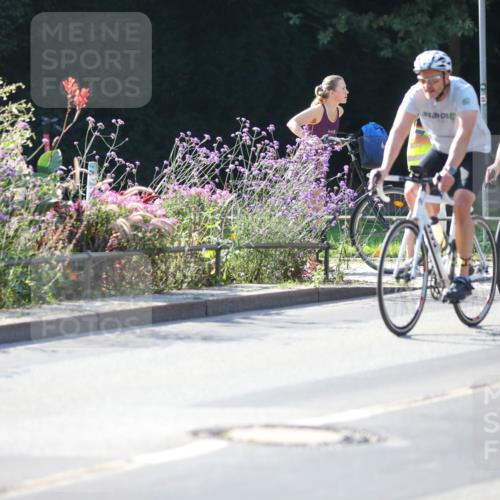 08.09.2024 - Stadtparktriathlon Zöllner http://msf.ph/oto/7021861 08.09.2024 10:23:50 Radfahren 192, 194, 289, 319 meine-sportfotos.de