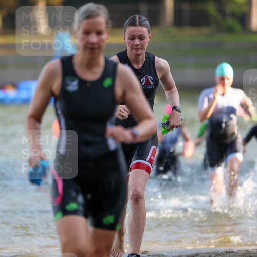 08.09.2024 - Stadtparktriathlon Michael Strokosch http://msf.ph/oto/7021908 08.09.2024 09:07:59 Schwimmen 52, 132, 134, 152, 156, 165, 171, 180 meine-sportfotos.de