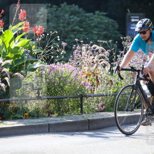 08.09.2024 - Stadtparktriathlon Zöllner http://msf.ph/oto/7021911 08.09.2024 10:24:02 Radfahren 243, 250, 255, 317 meine-sportfotos.de