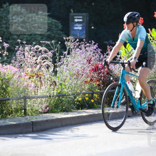 08.09.2024 - Stadtparktriathlon Zöllner http://msf.ph/oto/7021955 08.09.2024 10:24:25 Radfahren 219, 356 meine-sportfotos.de