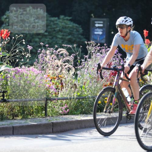 08.09.2024 - Stadtparktriathlon Zöllner http://msf.ph/oto/7022068 08.09.2024 10:25:05 Radfahren 236, 247, 362 meine-sportfotos.de