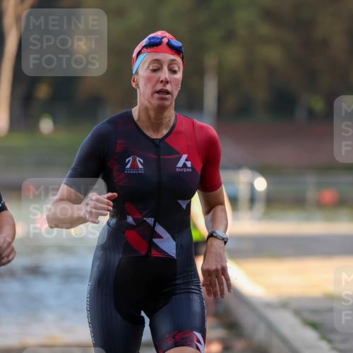 08.09.2024 - Stadtparktriathlon Michael Strokosch http://msf.ph/oto/7022132 08.09.2024 09:08:17 Schwimmen 175, 176 meine-sportfotos.de
