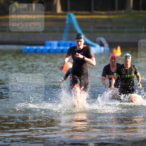 08.09.2024 - Stadtparktriathlon Michael Strokosch http://msf.ph/oto/7022143 08.09.2024 09:08:45 Schwimmen 135, 155, 161, 164 meine-sportfotos.de