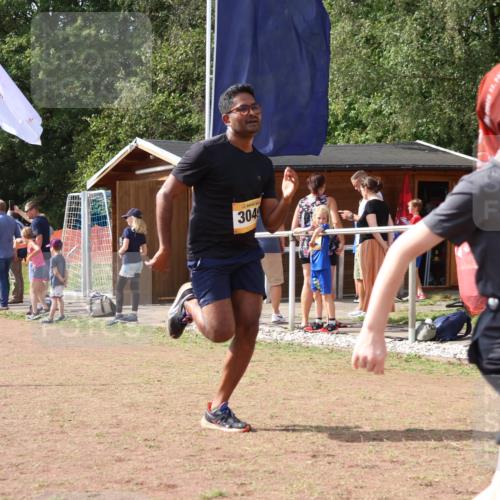 08.09.2024 - Airport Race Strokosch-Dieckow http://msf.ph/oto/7022158 08.09.2024 12:10:08 Ziel 501, 2549, 2587, 2599, 2723, 3049 meine-sportfotos.de