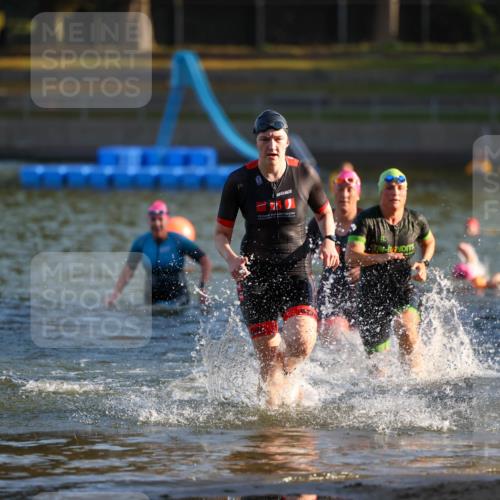 08.09.2024 - Stadtparktriathlon Michael Strokosch http://msf.ph/oto/7022169 08.09.2024 09:08:45 Schwimmen 135, 155, 161, 164 meine-sportfotos.de