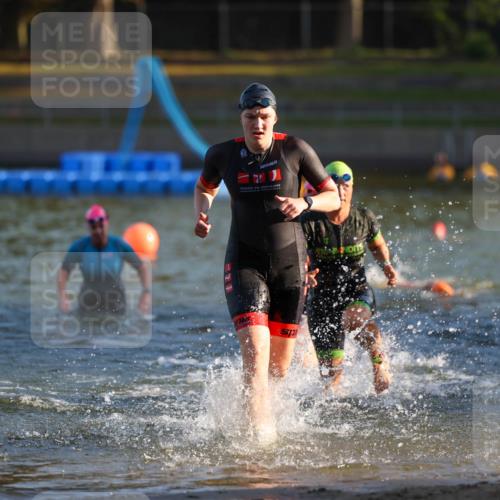 08.09.2024 - Stadtparktriathlon Michael Strokosch http://msf.ph/oto/7022187 08.09.2024 09:08:46 Schwimmen 135, 155, 161, 164, 178 meine-sportfotos.de