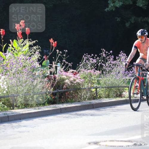 08.09.2024 - Stadtparktriathlon Zöllner http://msf.ph/oto/7022218 08.09.2024 10:26:05 Radfahren 223, 347, 355 meine-sportfotos.de