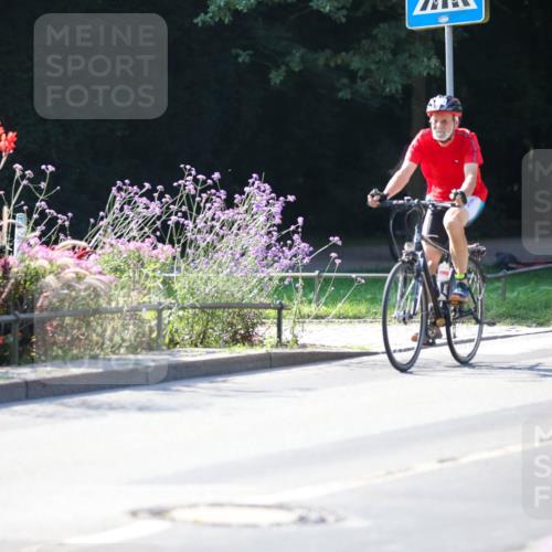08.09.2024 - Stadtparktriathlon Zöllner http://msf.ph/oto/7022265 08.09.2024 10:26:16 Radfahren 218, 229 meine-sportfotos.de