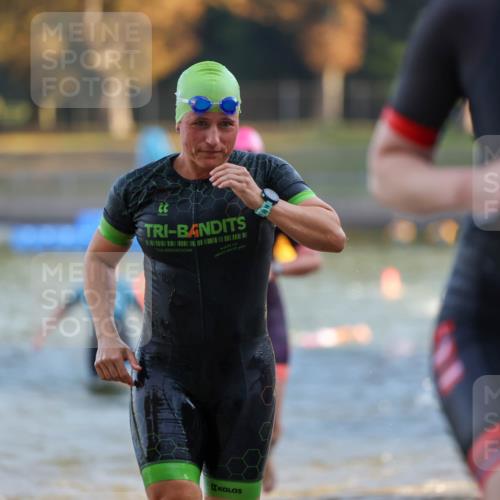 08.09.2024 - Stadtparktriathlon Michael Strokosch http://msf.ph/oto/7022278 08.09.2024 09:08:50 Schwimmen 135, 155, 161, 164, 178 meine-sportfotos.de