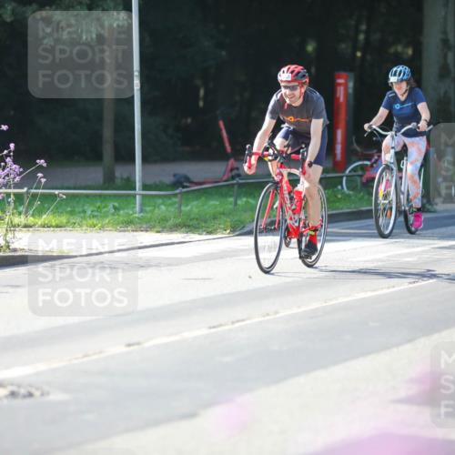 08.09.2024 - Stadtparktriathlon Zöllner http://msf.ph/oto/7022292 08.09.2024 10:26:27 Radfahren 214, 218, 252, 253, 302 meine-sportfotos.de