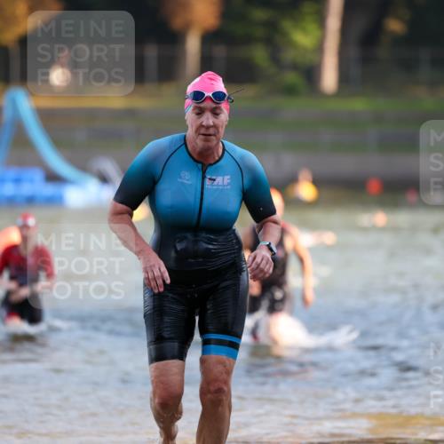 08.09.2024 - Stadtparktriathlon Michael Strokosch http://msf.ph/oto/7022433 08.09.2024 09:08:58 Schwimmen 143, 145, 161, 162, 178 meine-sportfotos.de