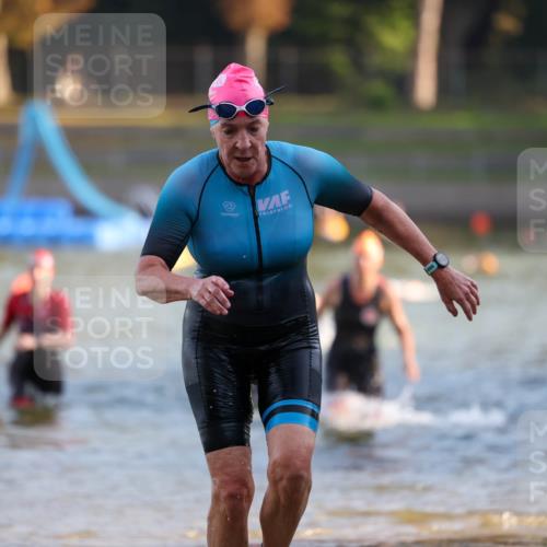 08.09.2024 - Stadtparktriathlon Michael Strokosch http://msf.ph/oto/7022441 08.09.2024 09:08:59 Schwimmen 143, 145, 162, 178 meine-sportfotos.de
