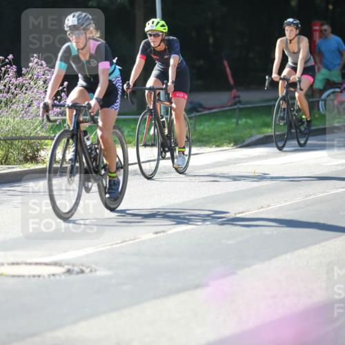 08.09.2024 - Stadtparktriathlon Zöllner http://msf.ph/oto/7022487 08.09.2024 10:27:23 Radfahren 182, 304, 311, 321, 322, 332, 340, 357 meine-sportfotos.de