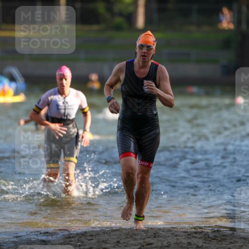 08.09.2024 - Stadtparktriathlon Michael Strokosch http://msf.ph/oto/7022515 08.09.2024 09:09:03 Schwimmen 143, 145, 162 meine-sportfotos.de