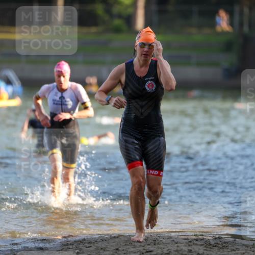 08.09.2024 - Stadtparktriathlon Michael Strokosch http://msf.ph/oto/7022526 08.09.2024 09:09:04 Schwimmen 143, 145, 162, 166 meine-sportfotos.de