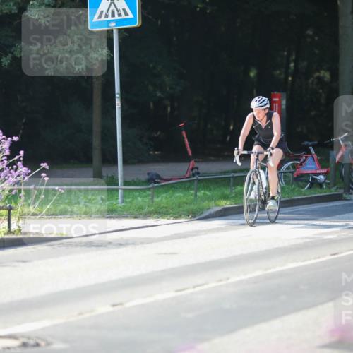 08.09.2024 - Stadtparktriathlon Zöllner http://msf.ph/oto/7022659 08.09.2024 10:28:08 Radfahren 183, 196, 299, 305, 307, 318 meine-sportfotos.de