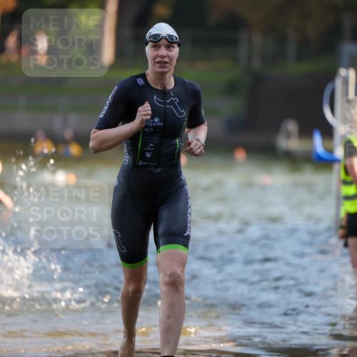 08.09.2024 - Stadtparktriathlon Michael Strokosch http://msf.ph/oto/7022700 08.09.2024 09:09:17 Schwimmen 146, 160, 166 meine-sportfotos.de