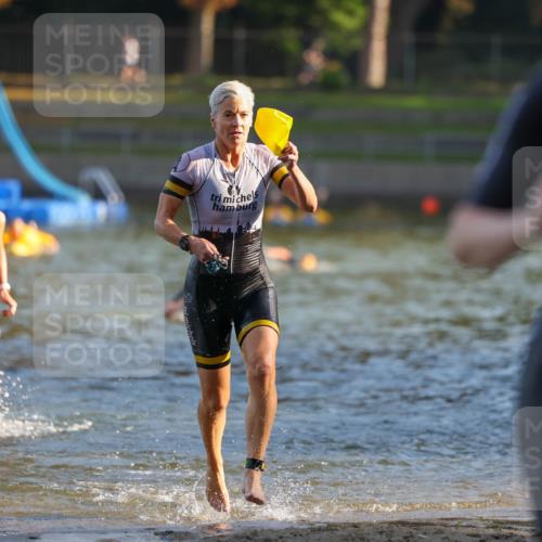 08.09.2024 - Stadtparktriathlon Michael Strokosch http://msf.ph/oto/7022735 08.09.2024 09:09:19 Schwimmen 146, 160, 166 meine-sportfotos.de