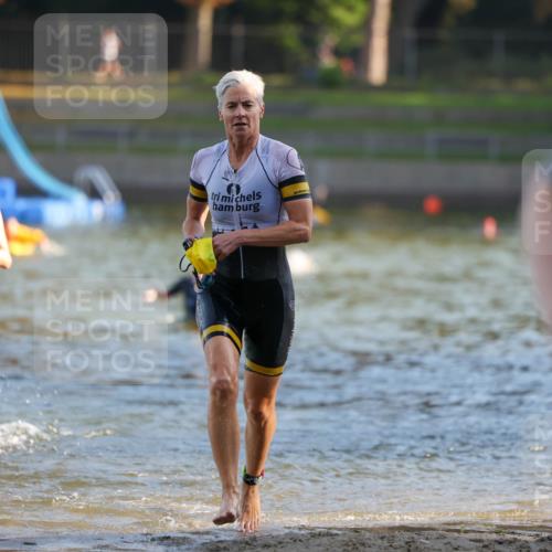 08.09.2024 - Stadtparktriathlon Michael Strokosch http://msf.ph/oto/7022745 08.09.2024 09:09:19 Schwimmen 146, 160, 166 meine-sportfotos.de