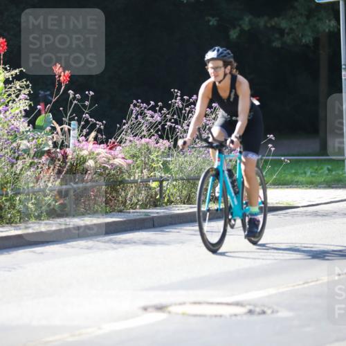 08.09.2024 - Stadtparktriathlon Zöllner http://msf.ph/oto/7022802 08.09.2024 10:28:44 Radfahren 191, 264, 274, 363 meine-sportfotos.de
