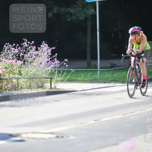 08.09.2024 - Stadtparktriathlon Zöllner http://msf.ph/oto/7022814 08.09.2024 10:28:47 Radfahren 191, 264, 274, 282, 363 meine-sportfotos.de