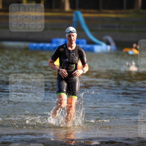 08.09.2024 - Stadtparktriathlon Michael Strokosch http://msf.ph/oto/7022850 08.09.2024 09:09:33 Schwimmen 168 meine-sportfotos.de