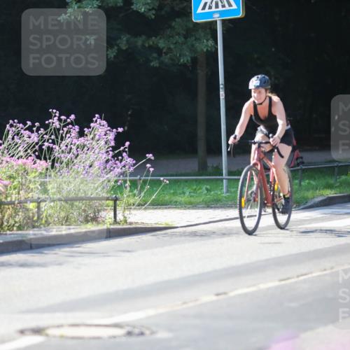 08.09.2024 - Stadtparktriathlon Zöllner http://msf.ph/oto/7022873 08.09.2024 10:29:09 Radfahren 293, 316, 1937 meine-sportfotos.de