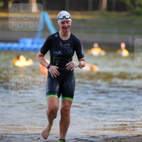 08.09.2024 - Stadtparktriathlon Michael Strokosch http://msf.ph/oto/7022886 08.09.2024 09:09:34 Schwimmen 168 meine-sportfotos.de