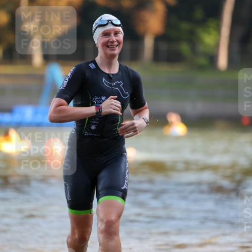 08.09.2024 - Stadtparktriathlon Michael Strokosch http://msf.ph/oto/7022900 08.09.2024 09:09:36 Schwimmen 168 meine-sportfotos.de