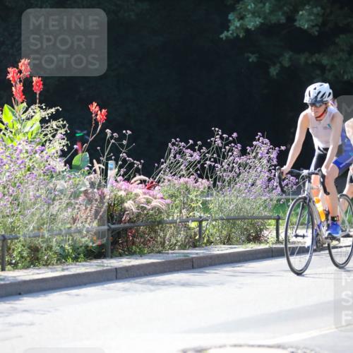 08.09.2024 - Stadtparktriathlon Zöllner http://msf.ph/oto/7022904 08.09.2024 10:29:17 Radfahren 303, 316 meine-sportfotos.de