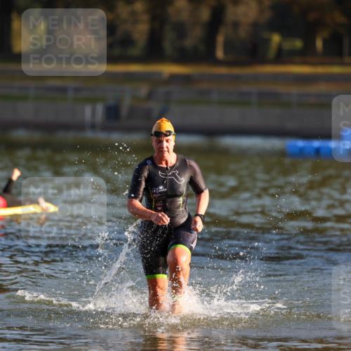 08.09.2024 - Stadtparktriathlon Michael Strokosch http://msf.ph/oto/7022925 08.09.2024 09:09:59 Schwimmen 169 meine-sportfotos.de